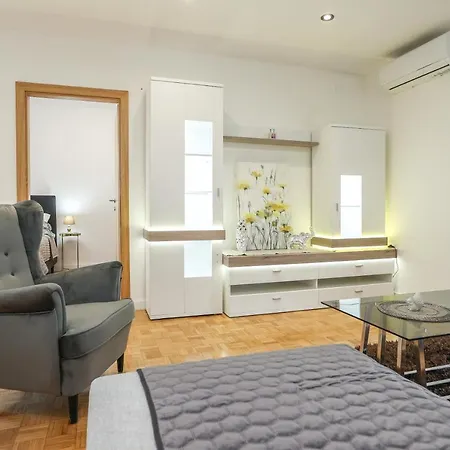 Sabina Apartment Zadar